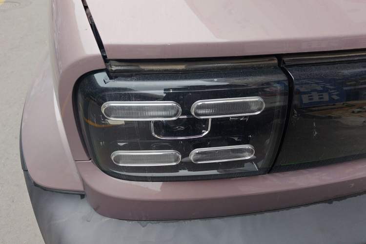 Used Baojun Spark 2023 Flagship Edition Right Front Headlight