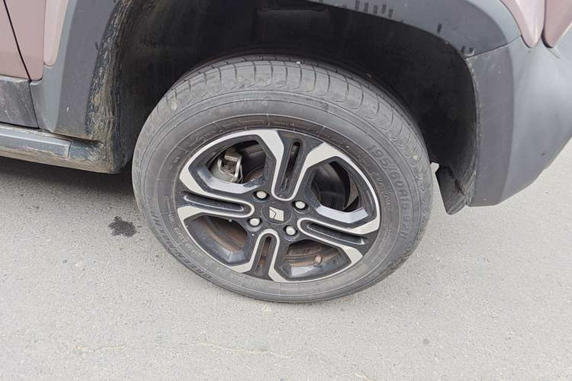 Used Baojun Spark 2023 Flagship Edition Right Front Wheel Hub