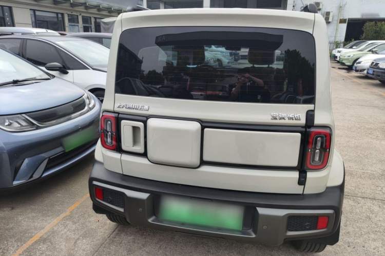 Used Baojun Spark 2023 Intelligent Premium Edition Exterior 4