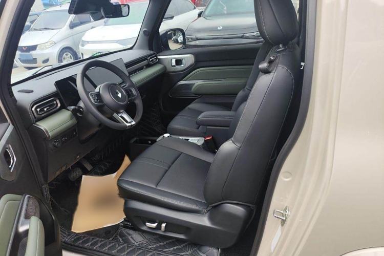 Used Baojun Spark 2023 Intelligent Premium Edition Interior 4