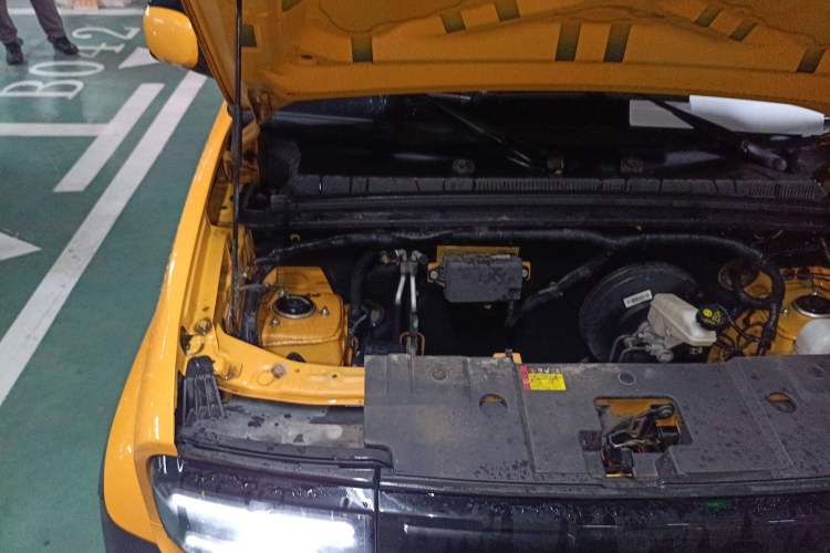 Used Baojun Spark 2023 Flagship Edition Engine Bay Right