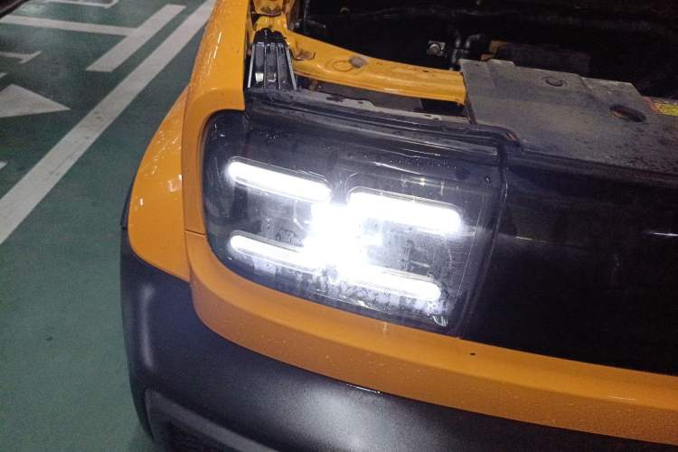 Used Baojun Spark 2023 Flagship Edition Right Front Headlight