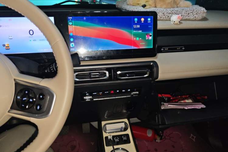 Used Baojun Spark 2023 Intelligent Premium Edition Audio And AC Panel