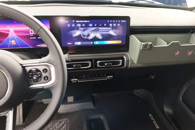 Used Baojun Spark 2023 Flagship Edition Audio And AC Panel