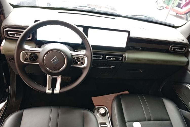 Used Baojun Spark 2023 Flagship Edition Center Console