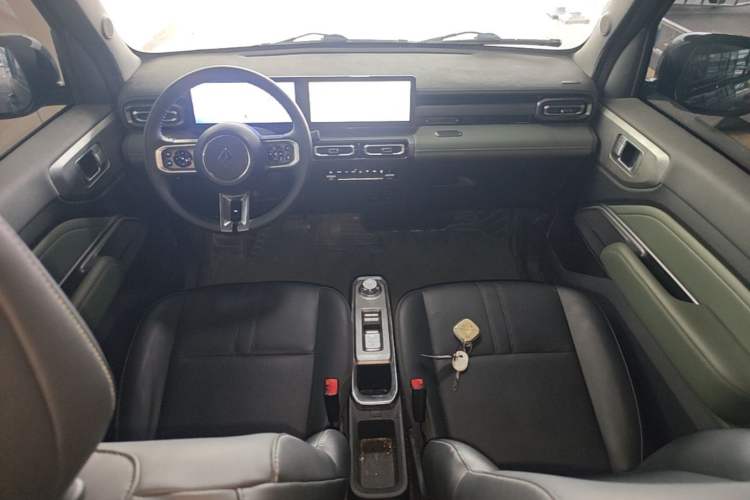 Used Baojun Spark 2023 Flagship Edition Center Console