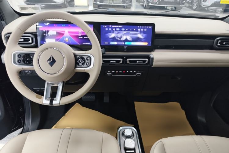 Used Baojun Spark 2023 Flagship Edition Center Console