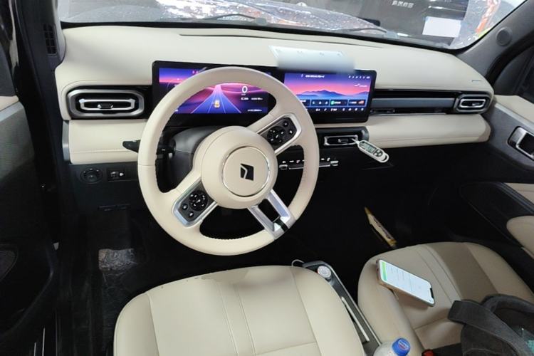Used Baojun Spark 2023 Flagship Edition Center Console