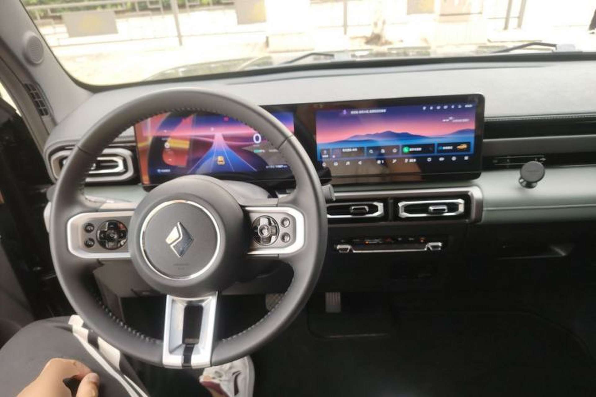 Used Baojun Spark 2023 Flagship Edition Center Console