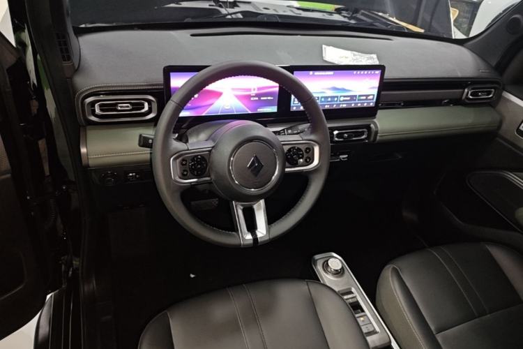 Used Baojun Spark 2023 Flagship Edition Center Console