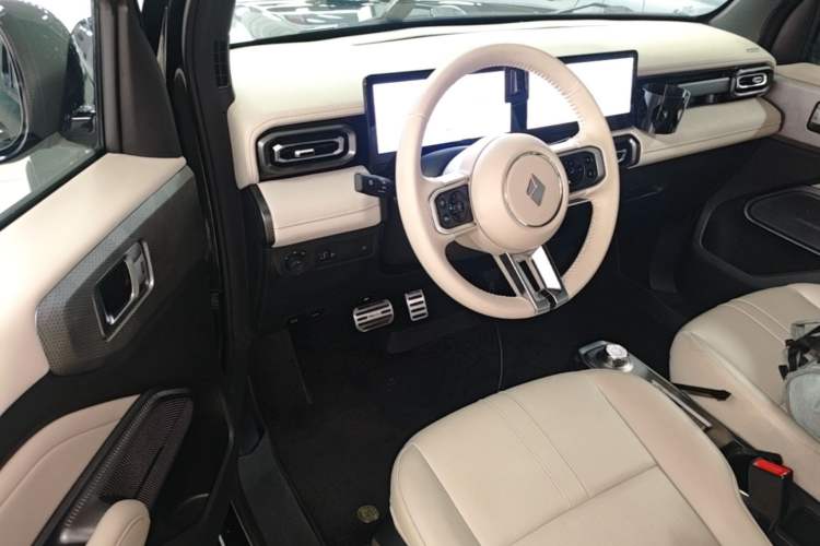Used Baojun Spark 2023 Intelligent Premium Edition Driver Seat