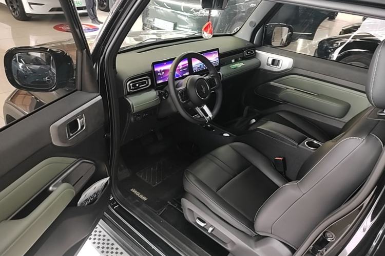 Used Baojun Spark 2023 Flagship Edition Driver Seat