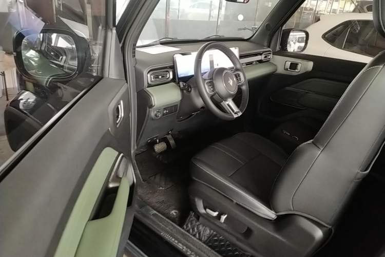 Used Baojun Spark 2023 Flagship Edition Driver Seat