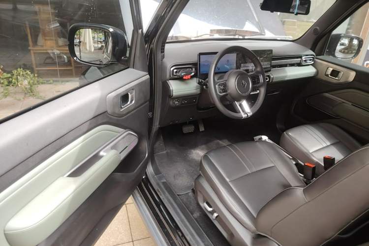 Used Baojun Spark 2023 Intelligent Premium Edition Driver Seat