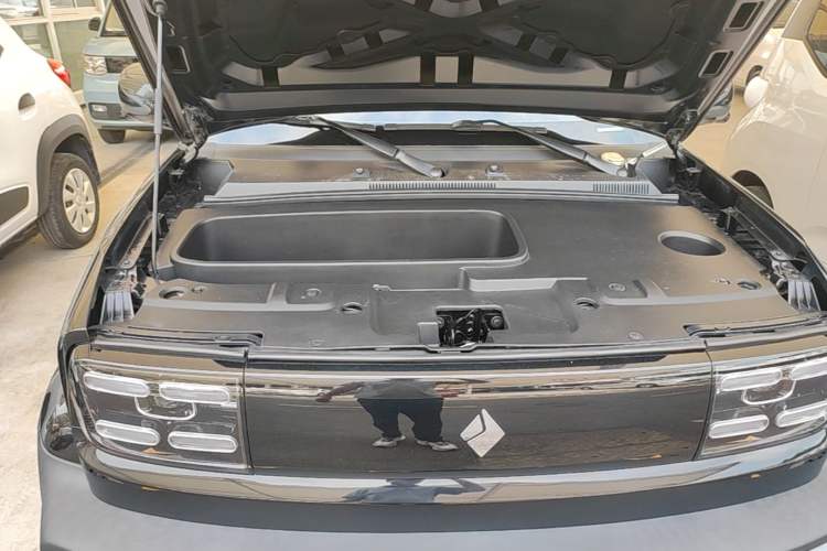 Used Baojun Spark 2023 Flagship Edition Engine Bay