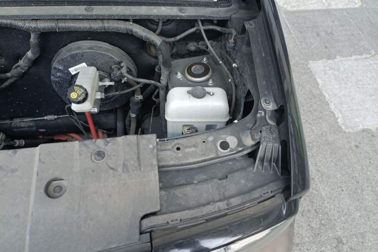 Used Baojun Spark 2023 Flagship Edition Engine Bay Left