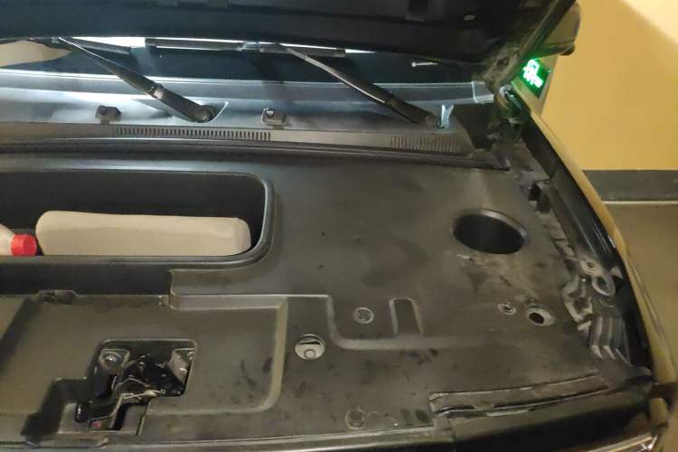 Used Baojun Spark 2023 Intelligent Premium Edition Engine Bay Left