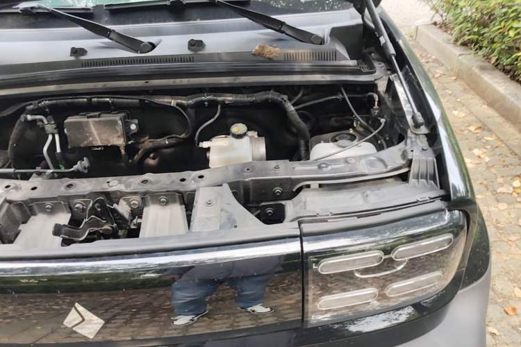 Used Baojun Spark 2023 Intelligent Premium Edition Engine Bay Left