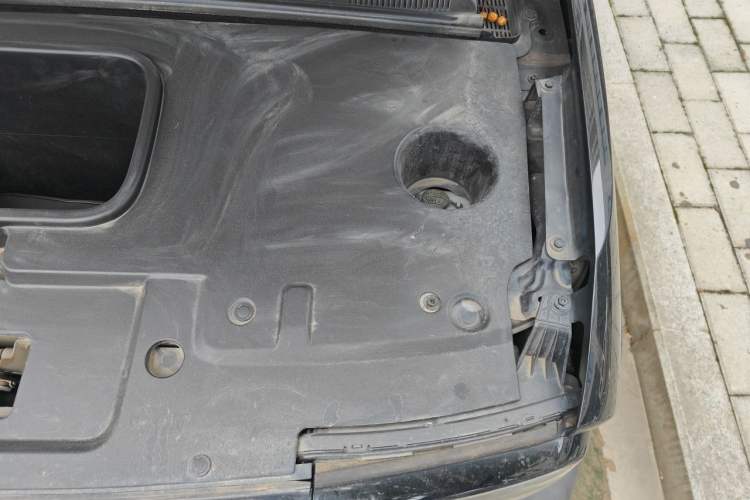 Used Baojun Spark 2023 Flagship Edition Engine Bay Left