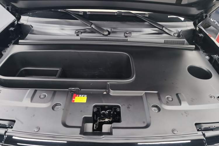 Used Baojun Spark 2023 Flagship Edition Engine Bay
