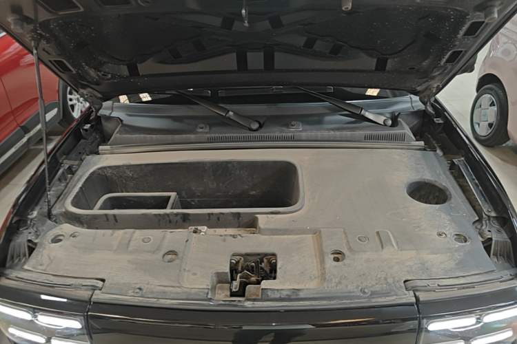 Used Baojun Spark 2023 Flagship Edition Engine Bay