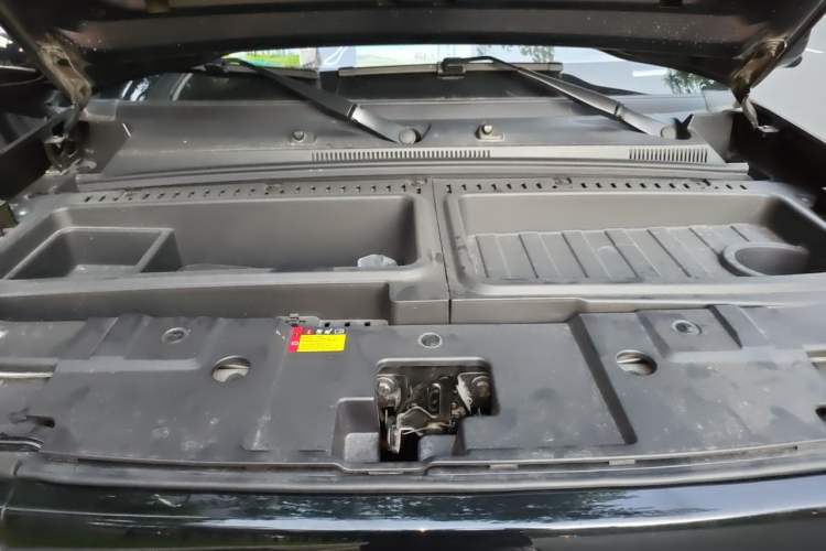Used Baojun Spark 2023 Intelligent Premium Edition Engine Bay