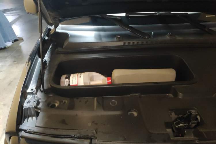 Used Baojun Spark 2023 Intelligent Premium Edition Engine Bay Right