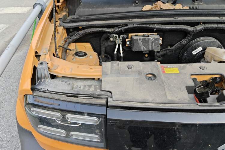 Used Baojun Spark 2023 Flagship Edition Engine Bay Right