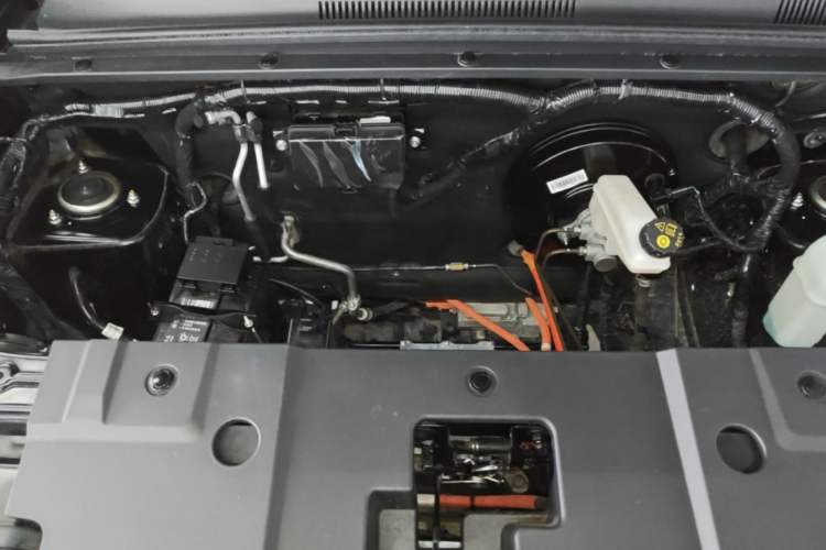 Used Baojun Spark 2023 Flagship Edition Engine Bay