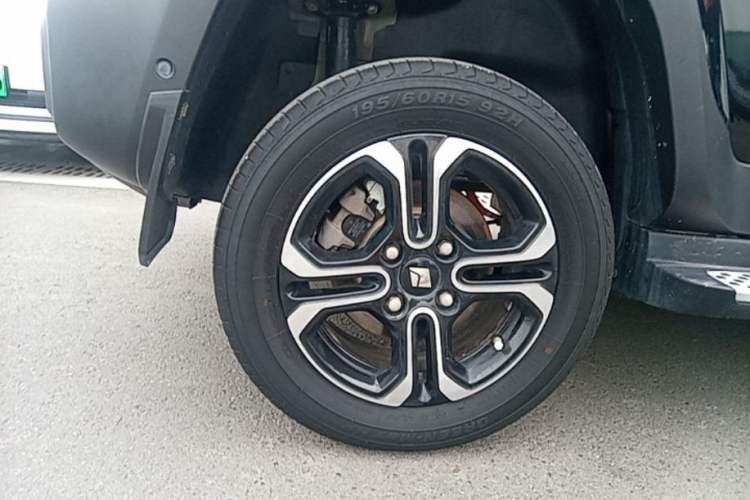 Used Baojun Spark 2023 Intelligent Premium Edition Exterior 5