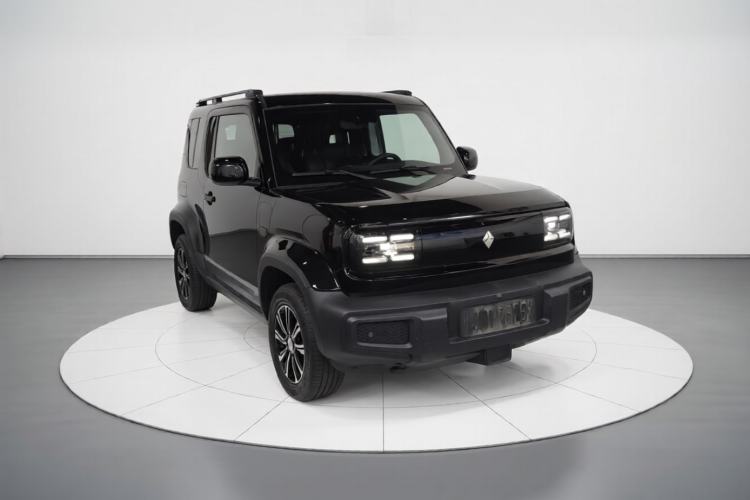 Used Baojun Spark 2023 Flagship Edition Front Right 45 Deg