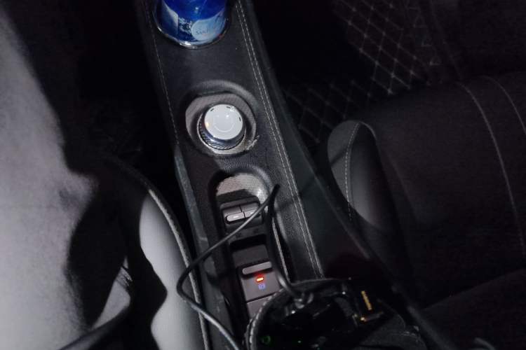 Used Baojun Spark 2023 Intelligent Premium Edition Gear Lever