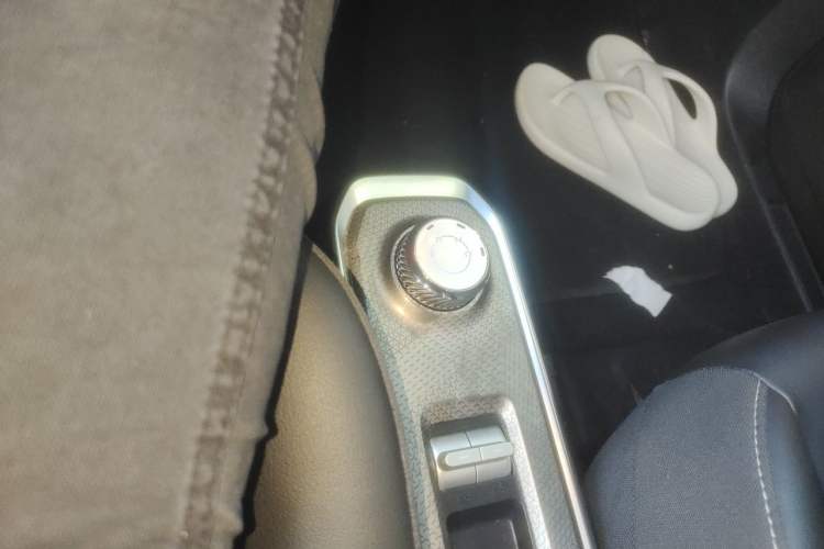 Used Baojun Spark 2023 Intelligent Premium Edition Gear Lever
