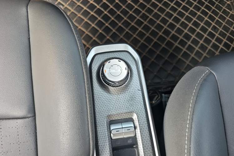 Used Baojun Spark 2023 Flagship Edition Gear Lever