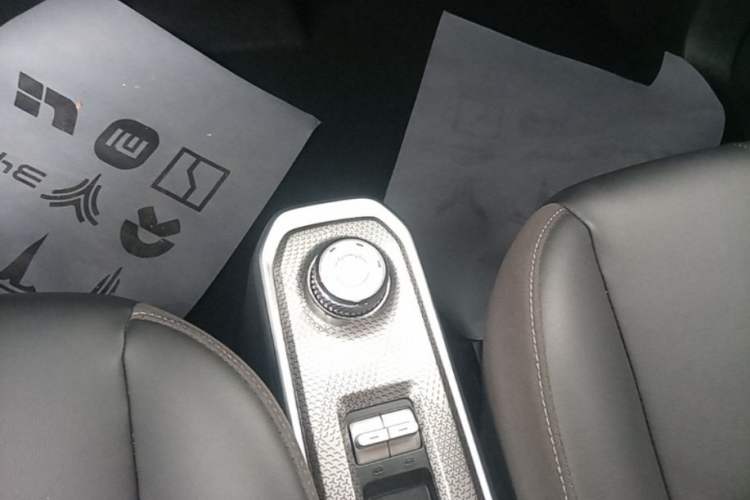 Used Baojun Spark 2023 Intelligent Premium Edition Gear Lever