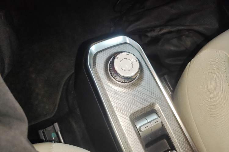 Used Baojun Spark 2023 Intelligent Premium Edition Gear Lever