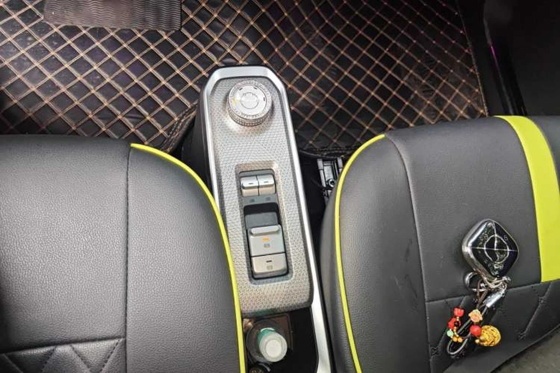 Used Baojun Spark 2023 Intelligent Premium Edition Gear Lever