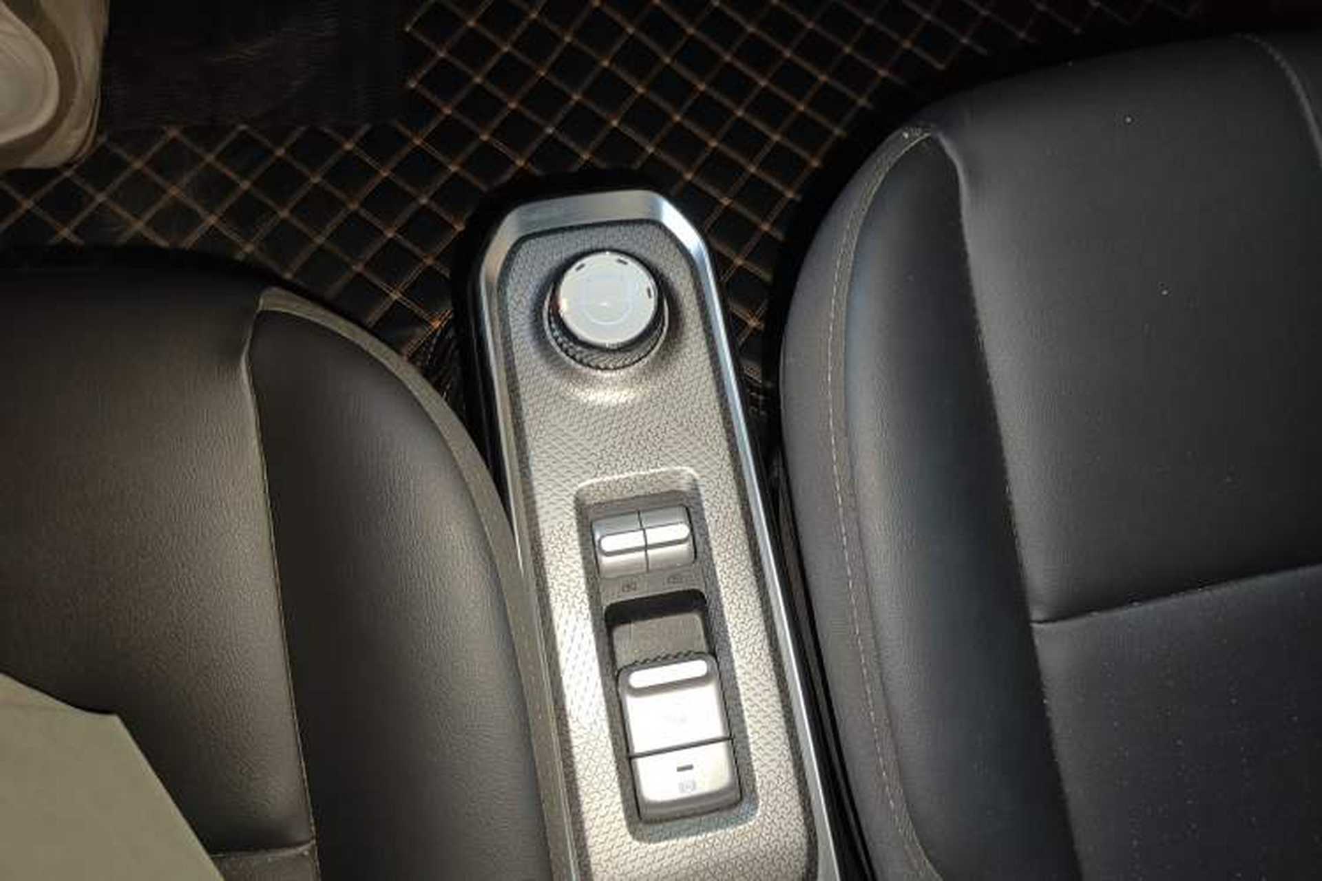 Used Baojun Spark 2023 Intelligent Premium Edition Gear Lever