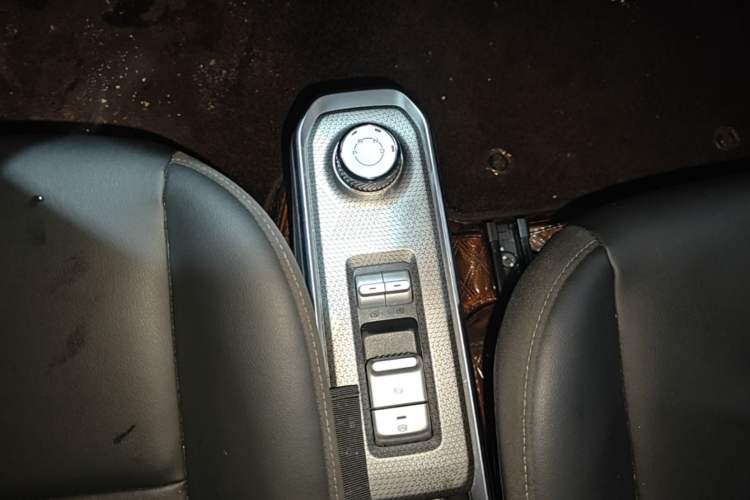 Used Baojun Spark 2023 Flagship Edition Gear Lever