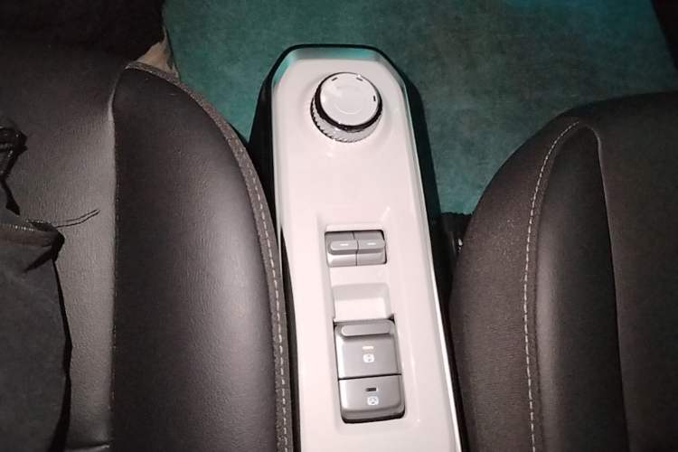 Used Baojun Spark 2023 Flagship Edition Gear Lever