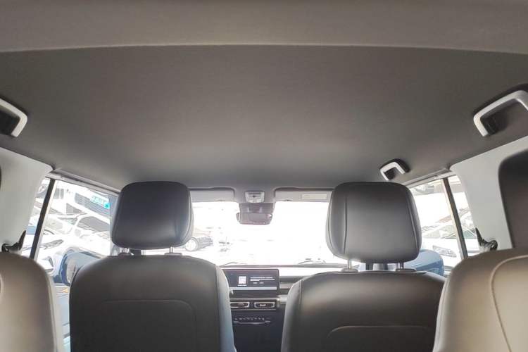 Used Baojun Spark 2023 Flagship Edition Headliner