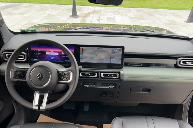 Used Baojun Spark 2023 Flagship Edition Interior 1