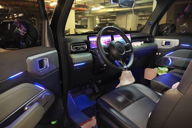 Used Baojun Spark 2023 Flagship Edition Interior 3