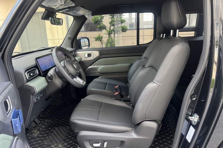 Used Baojun Spark 2023 Flagship Edition Interior 4