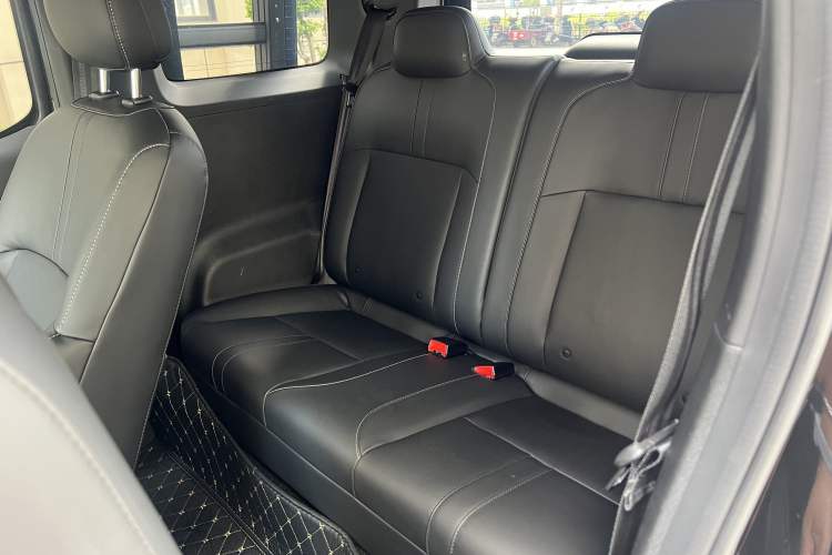 Used Baojun Spark 2023 Flagship Edition Interior 5