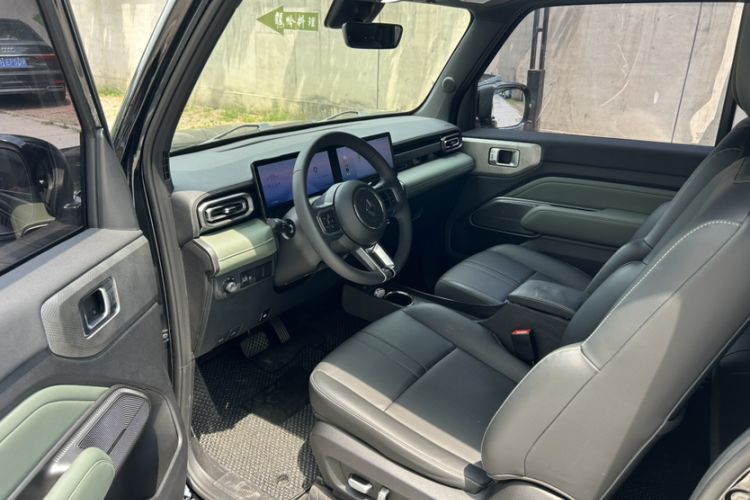 Used Baojun Spark 2023 Flagship Edition Interior 5