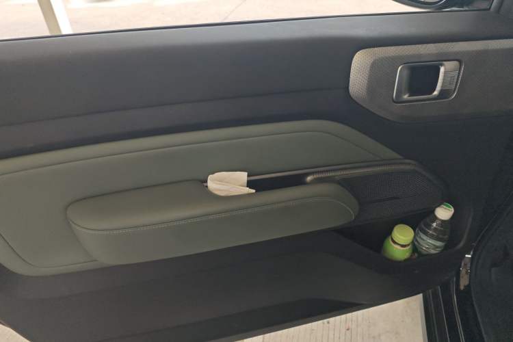 Used Baojun Spark 2023 Flagship Edition Interior 5