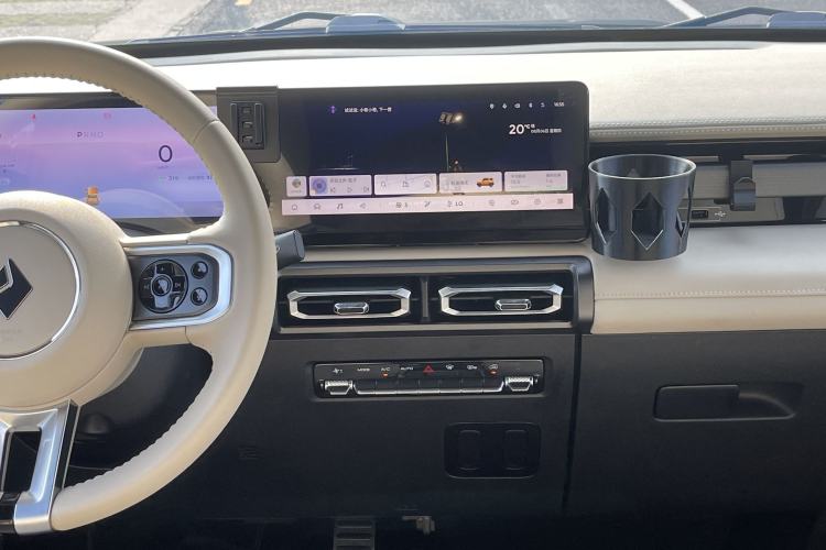 Used Baojun Spark 2023 Intelligent Premium Edition Interior 6