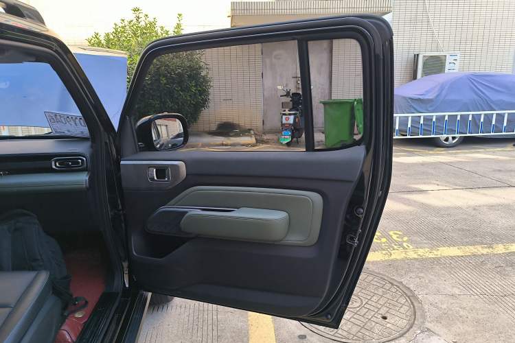 Used Baojun Spark 2023 Flagship Edition Interior 6