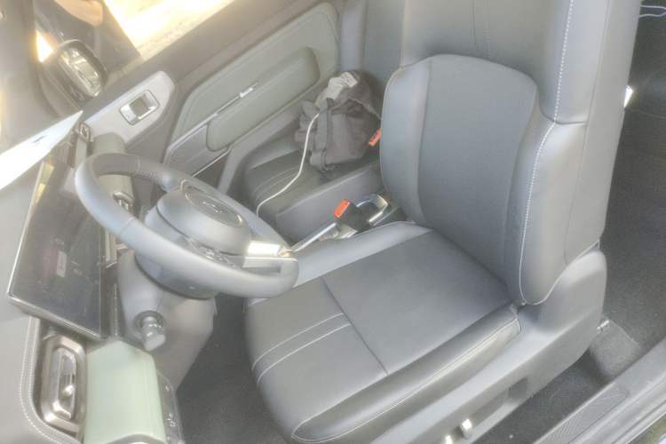 Used Baojun Spark 2023 Intelligent Premium Edition Left Front Seat
